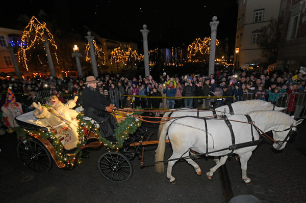 cortège du Père Noël 2022 photo : N. Rovan