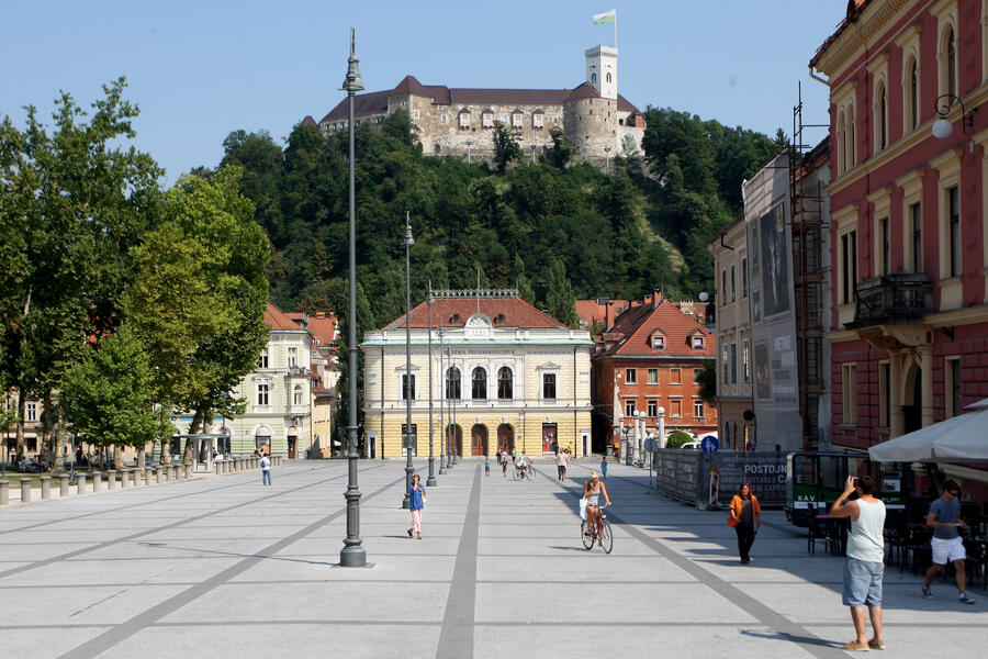 Congress Square with Zvezda Park, photo: N. Rovan