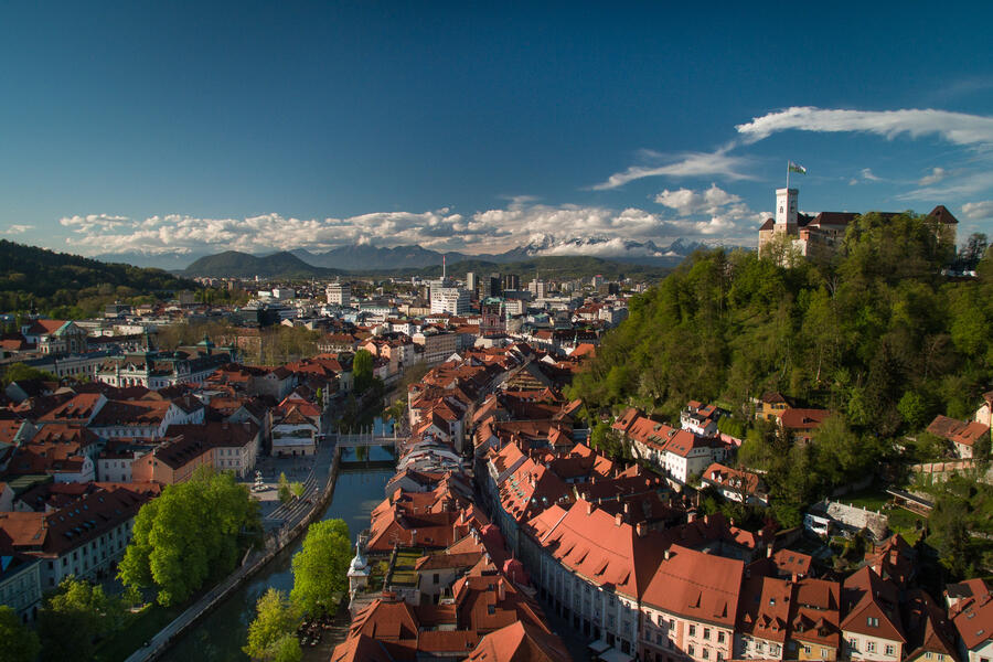 pogled na Ljubljano iz zraka