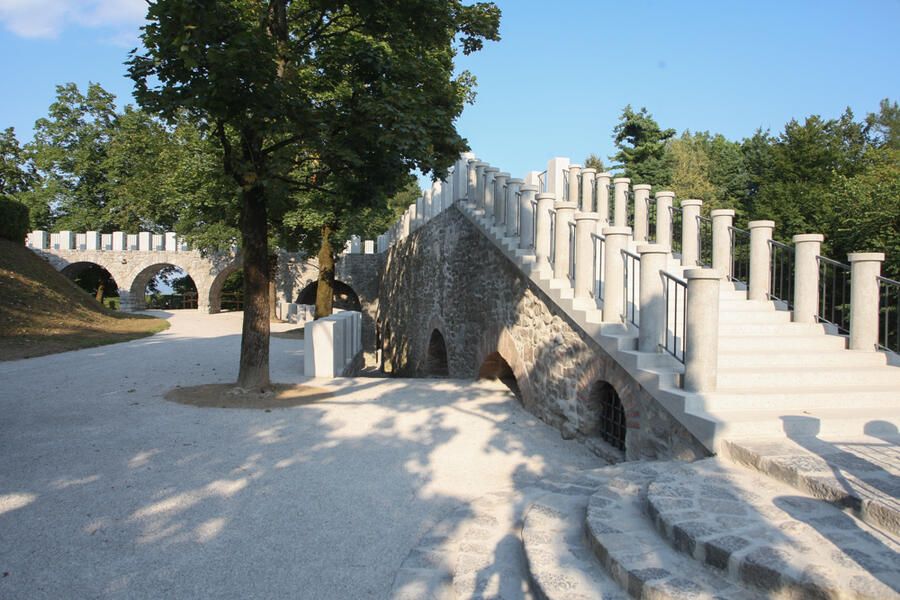 The south-east part of the castle walls at Šance is renovated, photo: Nik Rovan