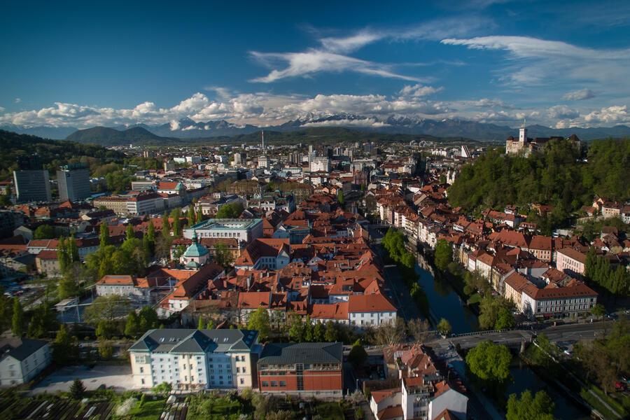 pogled na Ljubljano iz zraka