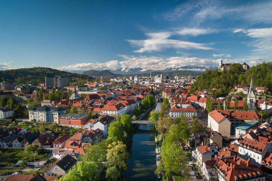 pogled na Ljubljano iz zraka