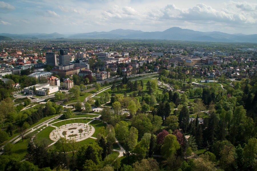 pogled na Ljubljano iz zraka