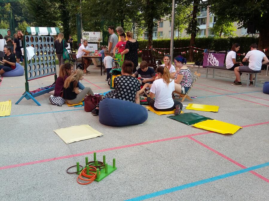 Mladi na dogodku Zelena kultura mlade po Ljubljani fura Foto: Vita Kontić