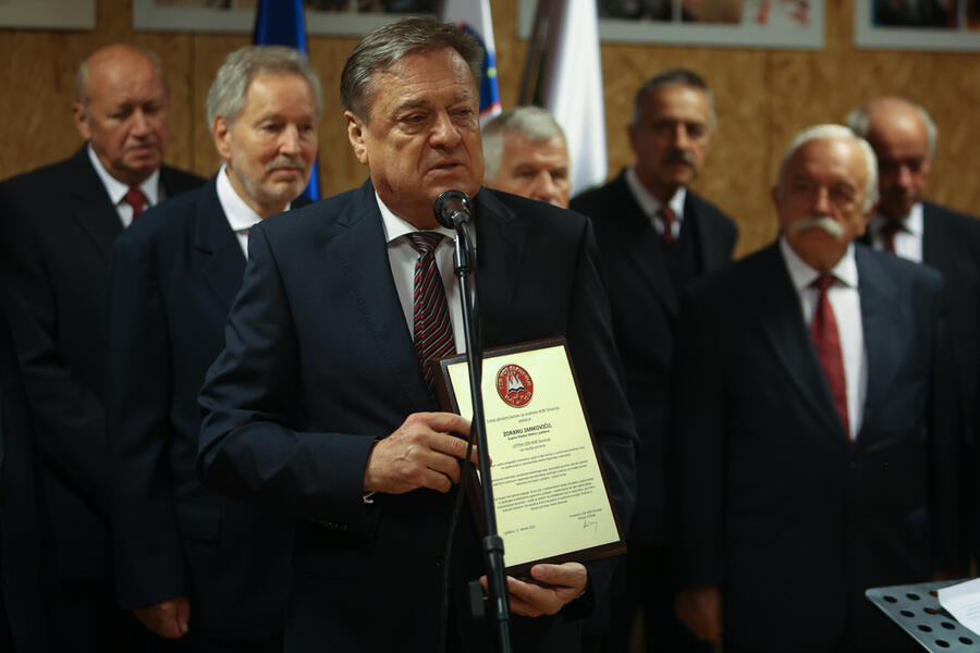 20221012 dogodek ob zakljucku Kajuhovega leta nrovan 24