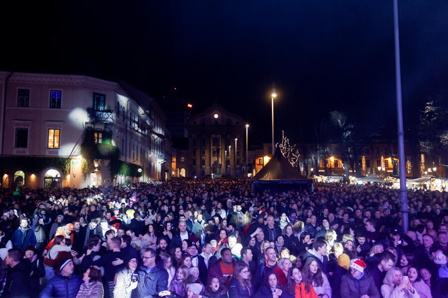 Silvestrovanje na prostem. Foto: N. Rovan