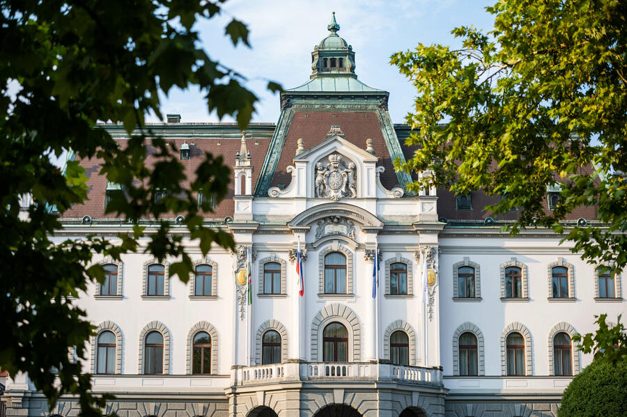 stavba Univerze v Ljubljani 