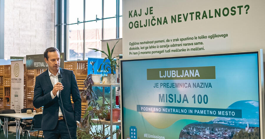 Predavanje kaj je ogljična nevtralnost. Foto: arhiv MOL