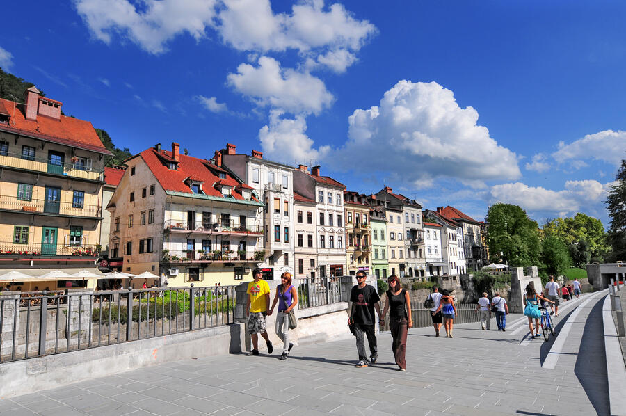 turisti v središču Ljubljane