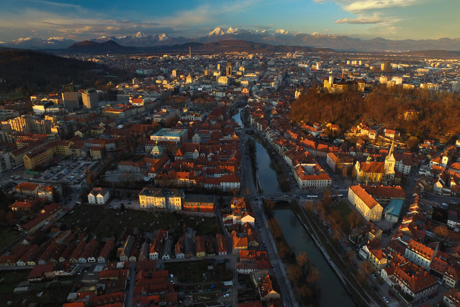 pogled na Ljubljano iz zraka