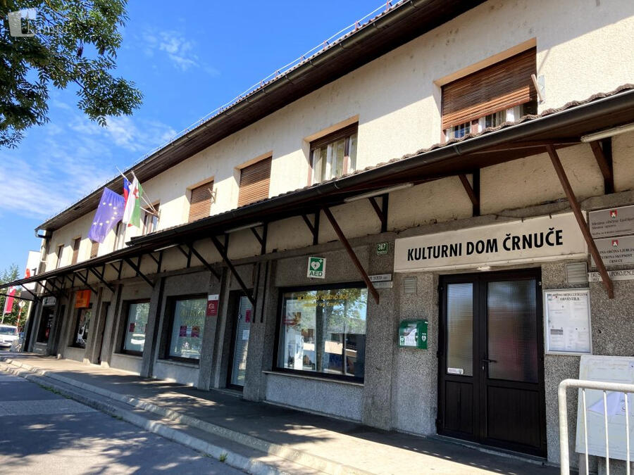 Kulturni dom Crnuce in knjiznica