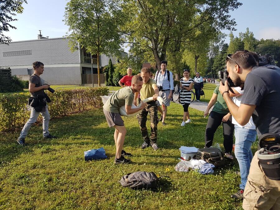 Obročkanje labodov, foto: Mateja Nose Marolt, KPTRŠh