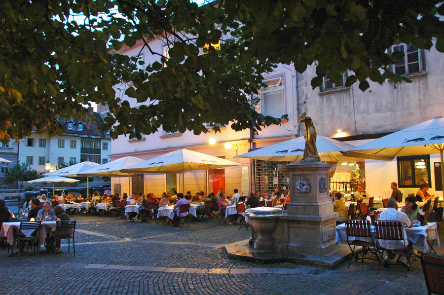 Ljubljana cafe scene  D.Wedam 