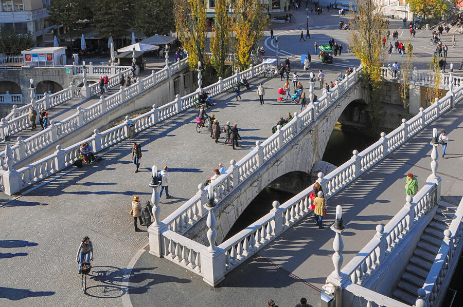 Plecnikova Ljubljana Tromostovje foto Dunja Wedam