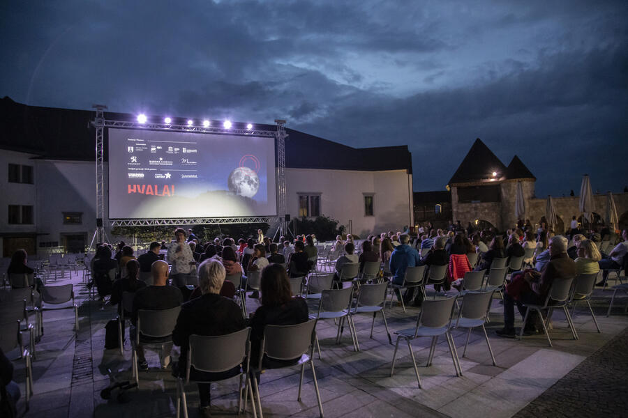 Film pod zvezdami na dvorišču Ljubljanskega gradu,foto urska boljkovac Kinodvor