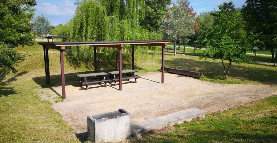 Picnic by the Sava river.