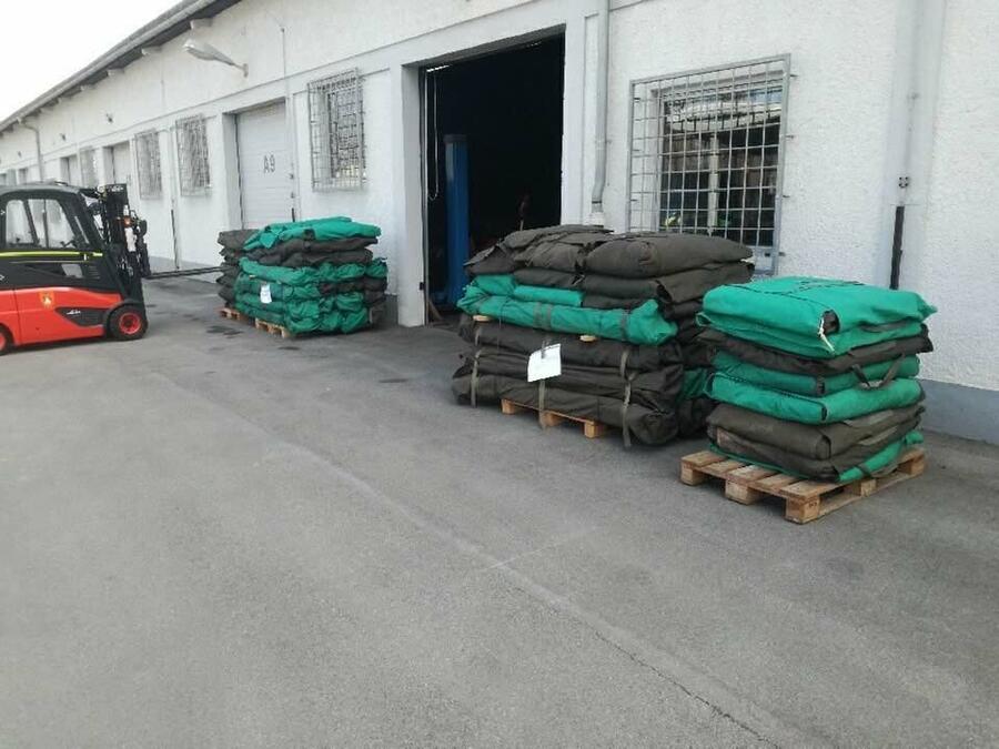 32 tents on their way to Zagreb