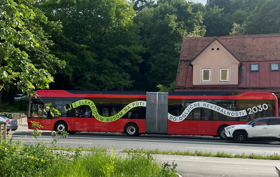 elektircni bus