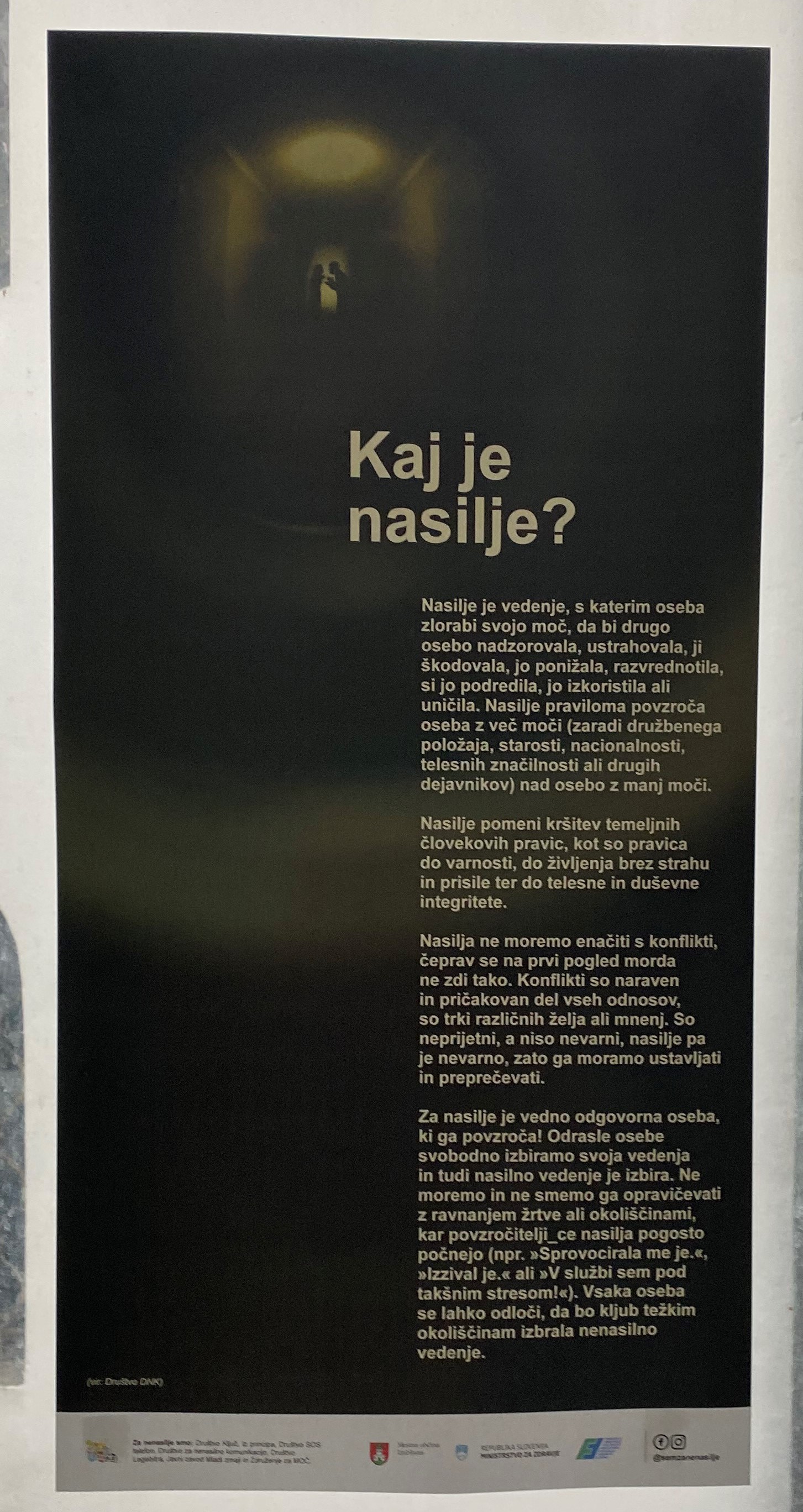 hisa strahov tekst
