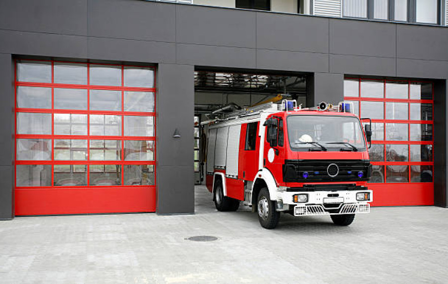 istockphoto fireman station