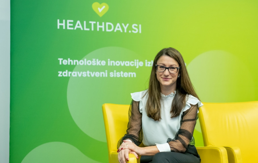 mojca cvirn foto