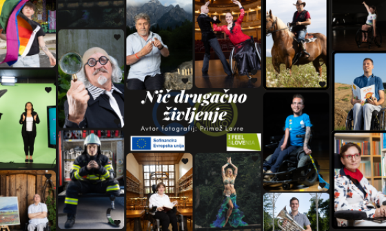 Banner za razstavo. Foto: Primož Lavre