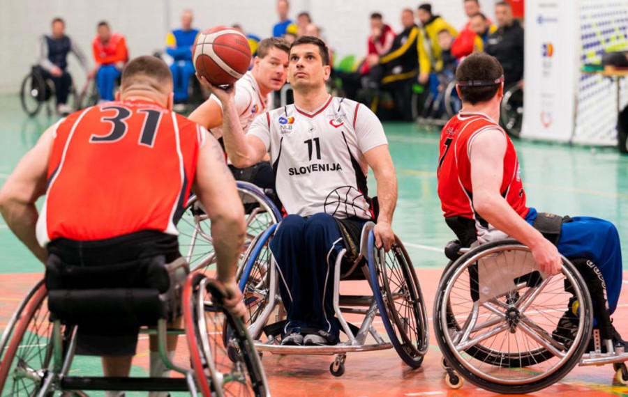 Košarka na vozičkih. Foto: NLB Wheel