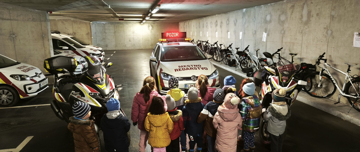 obisk otrok Vrtca Vodmat. Foto: Mestno redarstvo