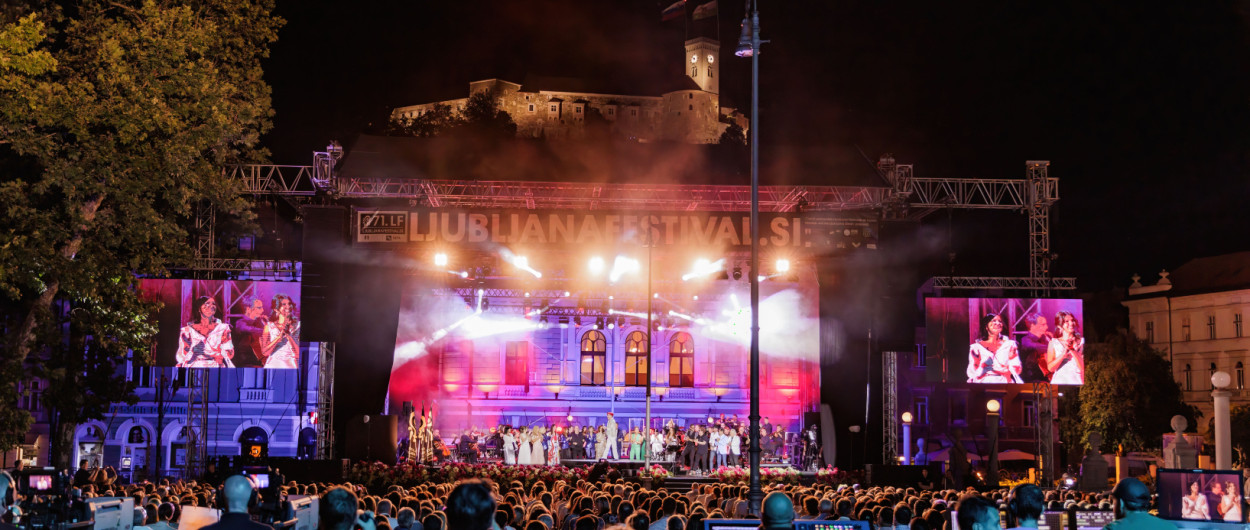 otvoritev kongresni trg