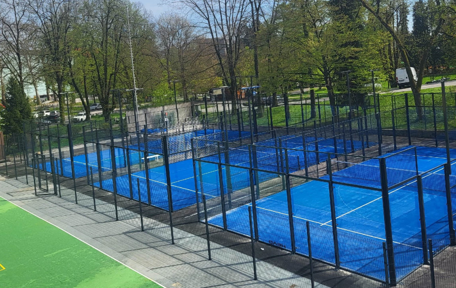 padel igrišče v Tivoliju