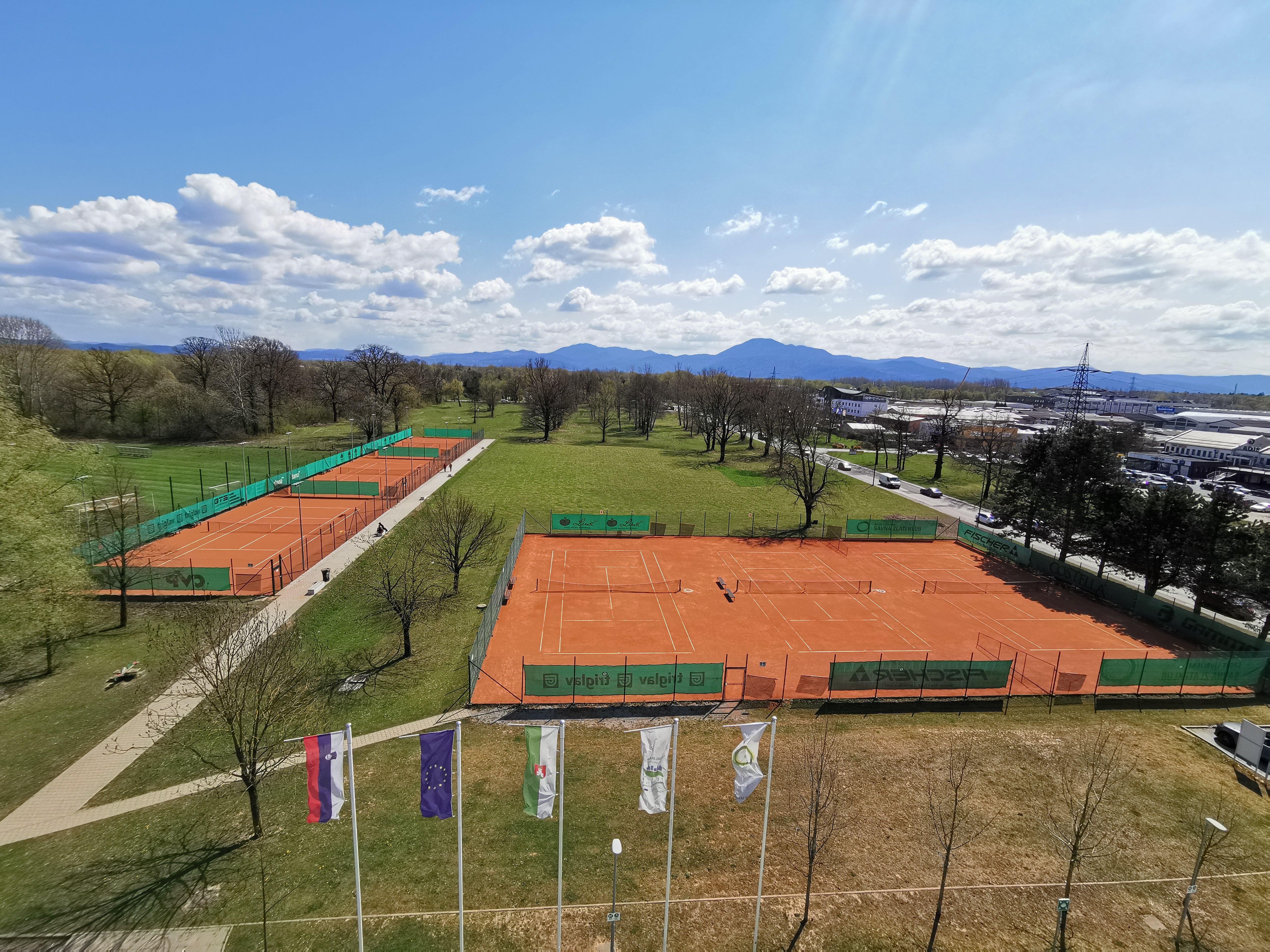 tenis igrisce