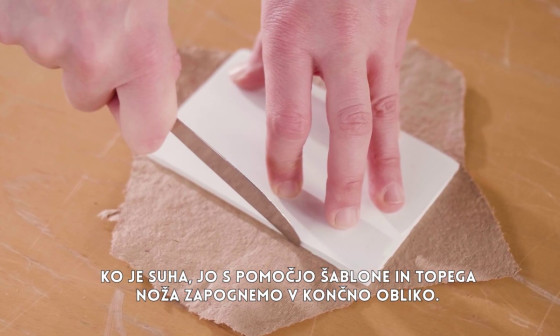 Kako-izdelamo-cvetlino-ovojnico-Z0MSq-QfTg.jpg