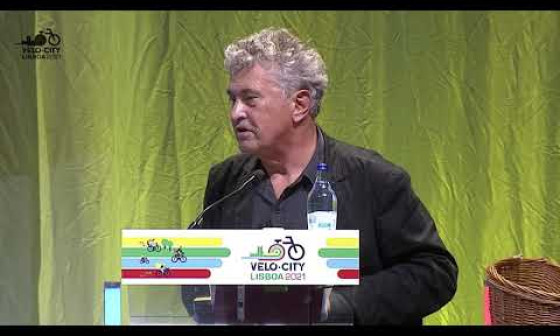 Slovesna-predaja-organizacije-kolesarskega-kongresa-Velo-City-Ljubljani-WNNmiF9j0-Ut179s.jpg
