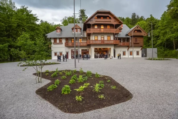 Prenovljena Švicarija