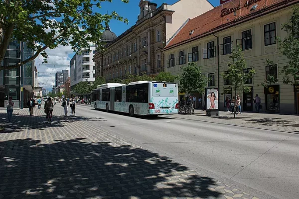 Slovenska cesta