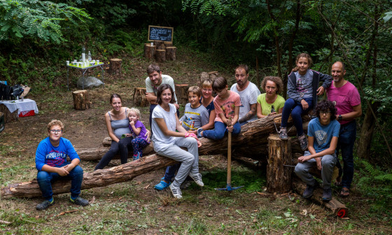 14 2019 terasa v gozdu foto Nejc Trampuž