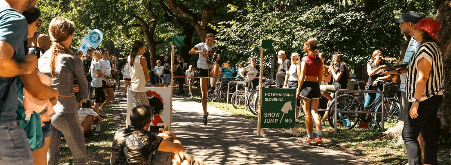 Hobbyhorsing na Ljubljanskem festivalu 