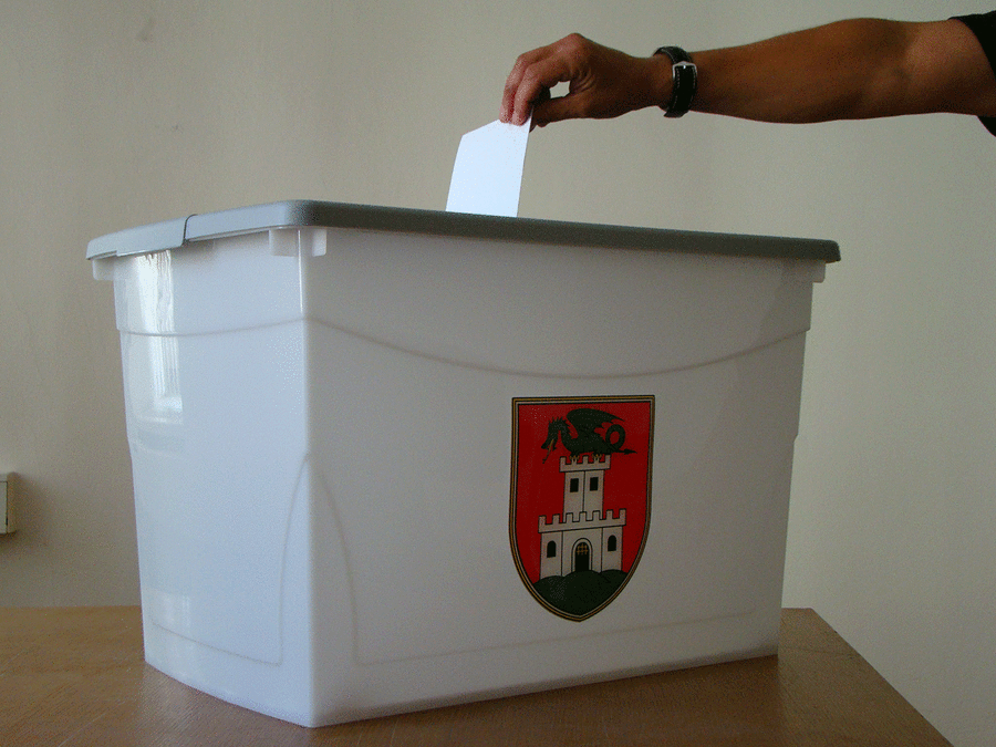 Lokalne volitve - volilna skrinjica_arhivMOL