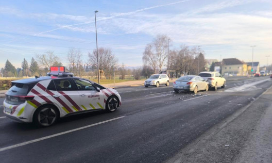 mestni redarji - prometna nesreča