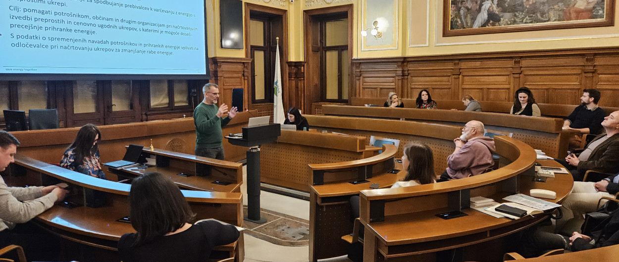 konferenca Mali prihranki