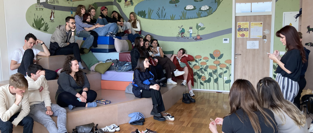 Mladi ustvarjajo program, foto: Maruška Kobe, Mladi zmaji