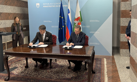 podpis sporazuma Kardeljeva ploščad