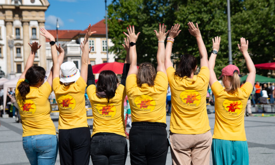 Prostovoljke festivala Igraj se z mano, foto: Maša Pelc