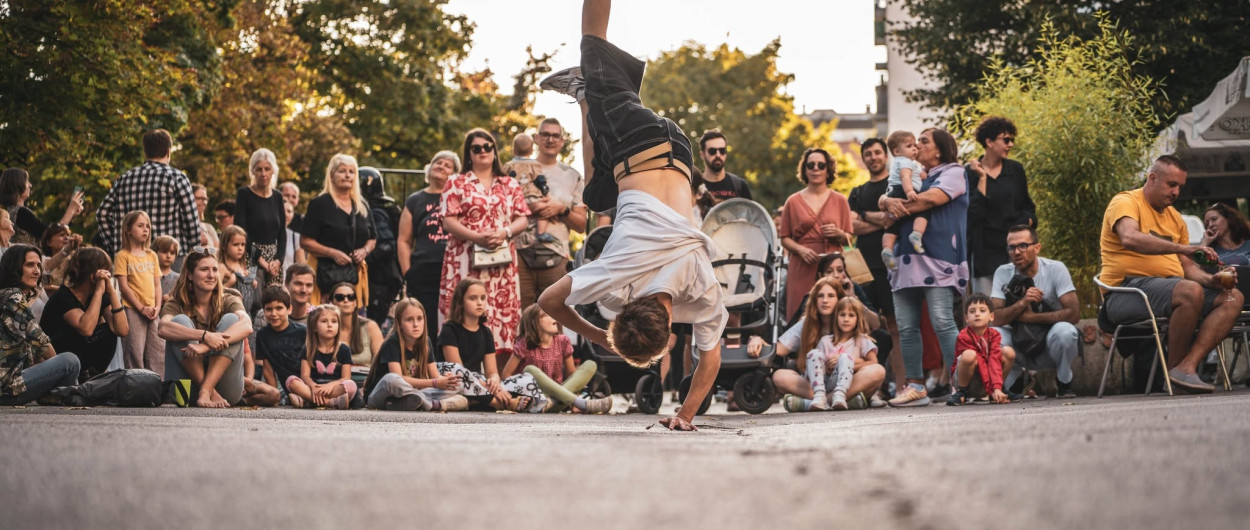 Moste Open Izak Kermc Španski borci