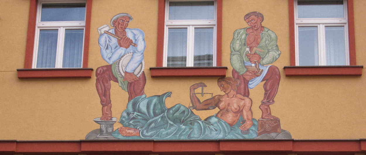 Obnovljeno pročelje in poslikava na Prešernovi cesti 4, foto: Karel Pollak