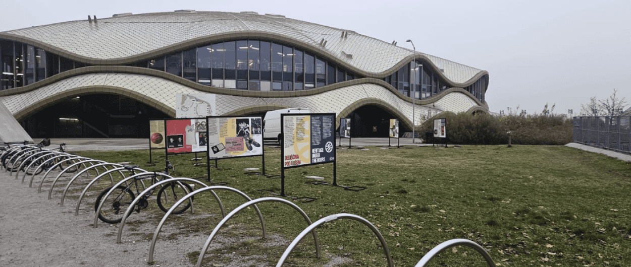 Razstava Dediščina pod košem pred Stožicami