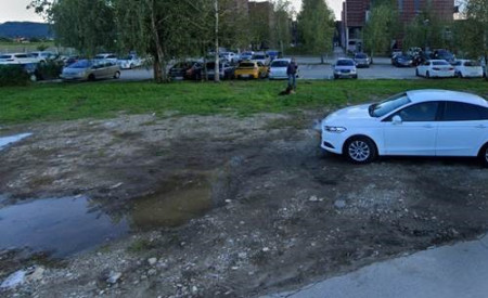 Stanje pred ureditvijo večgeneracijskega parka Novo Polje 