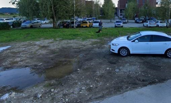Stanje pred ureditvijo večgeneracijskega parka Novo Polje arhiv MOL