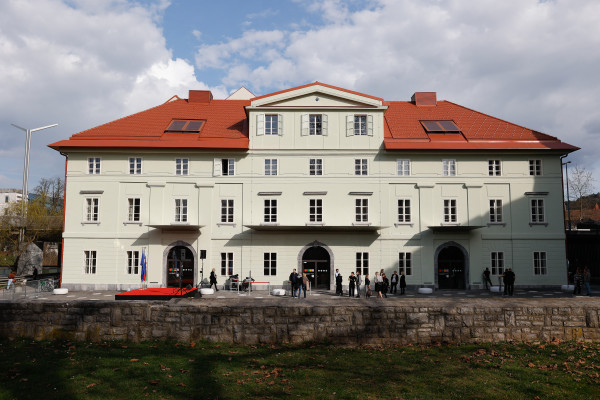 zunanjost Palače Cukrarna