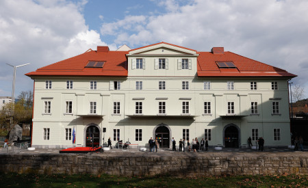 zunanjost Palače Cukrarna